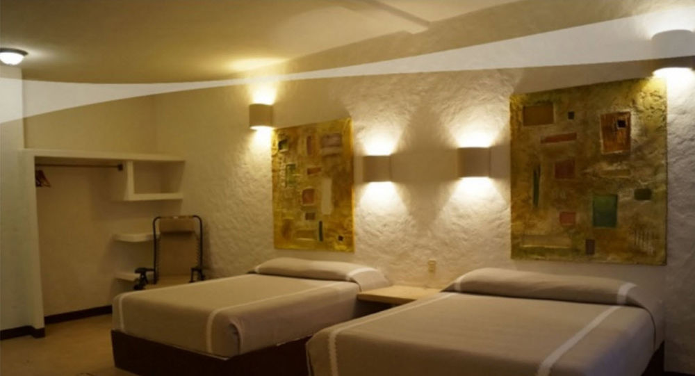 Hotel Plaza Tangolunda Kültér fotó